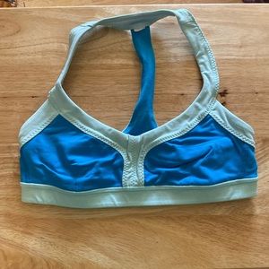 Lululemon sports bra top